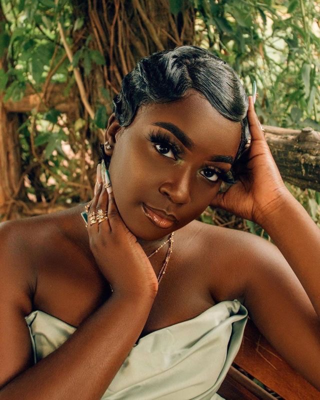 14 EASY HAIRSTYLES FOR SHORT NATURAL HAIR ON BLACK WOMEN