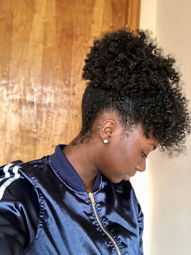 14 EASY HAIRSTYLES FOR SHORT NATURAL HAIR ON BLACK WOMEN